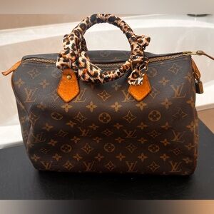Louis Vuitton Monogram Speedy 30 handbag - Authentic 🤎